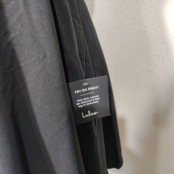 Lulus Katrina Black Strappy Sleeveless Skater Dress Size Medium NWT - Picture 6 of 11